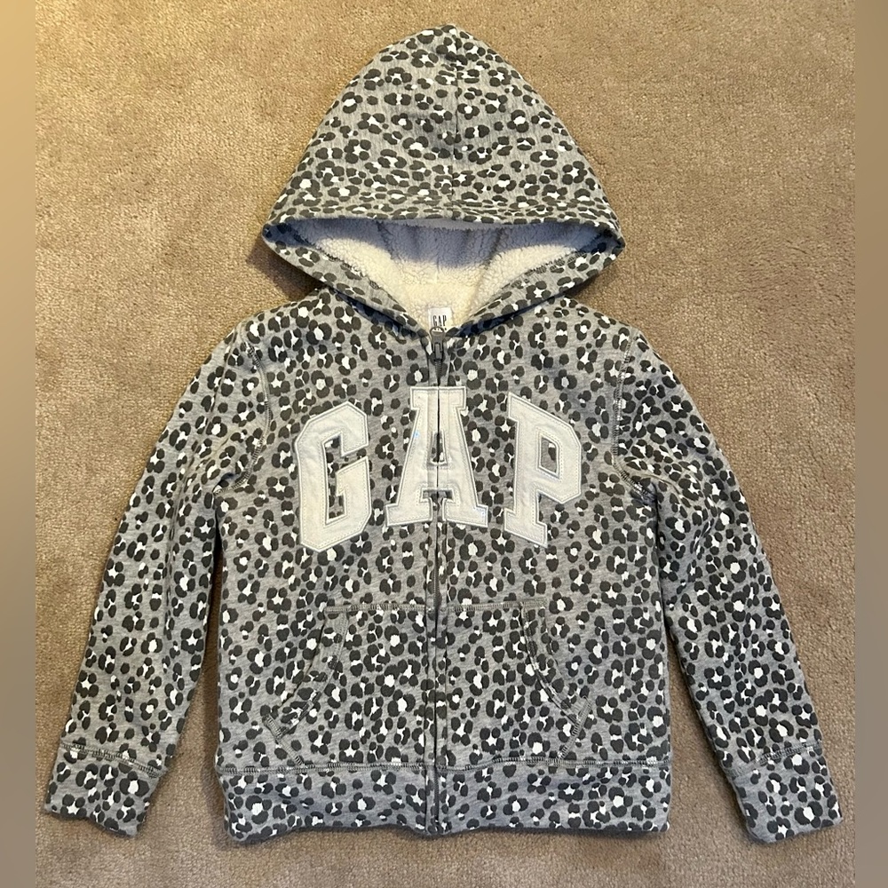 GIRLS Gap Sherpa Lined cheetah hoodie